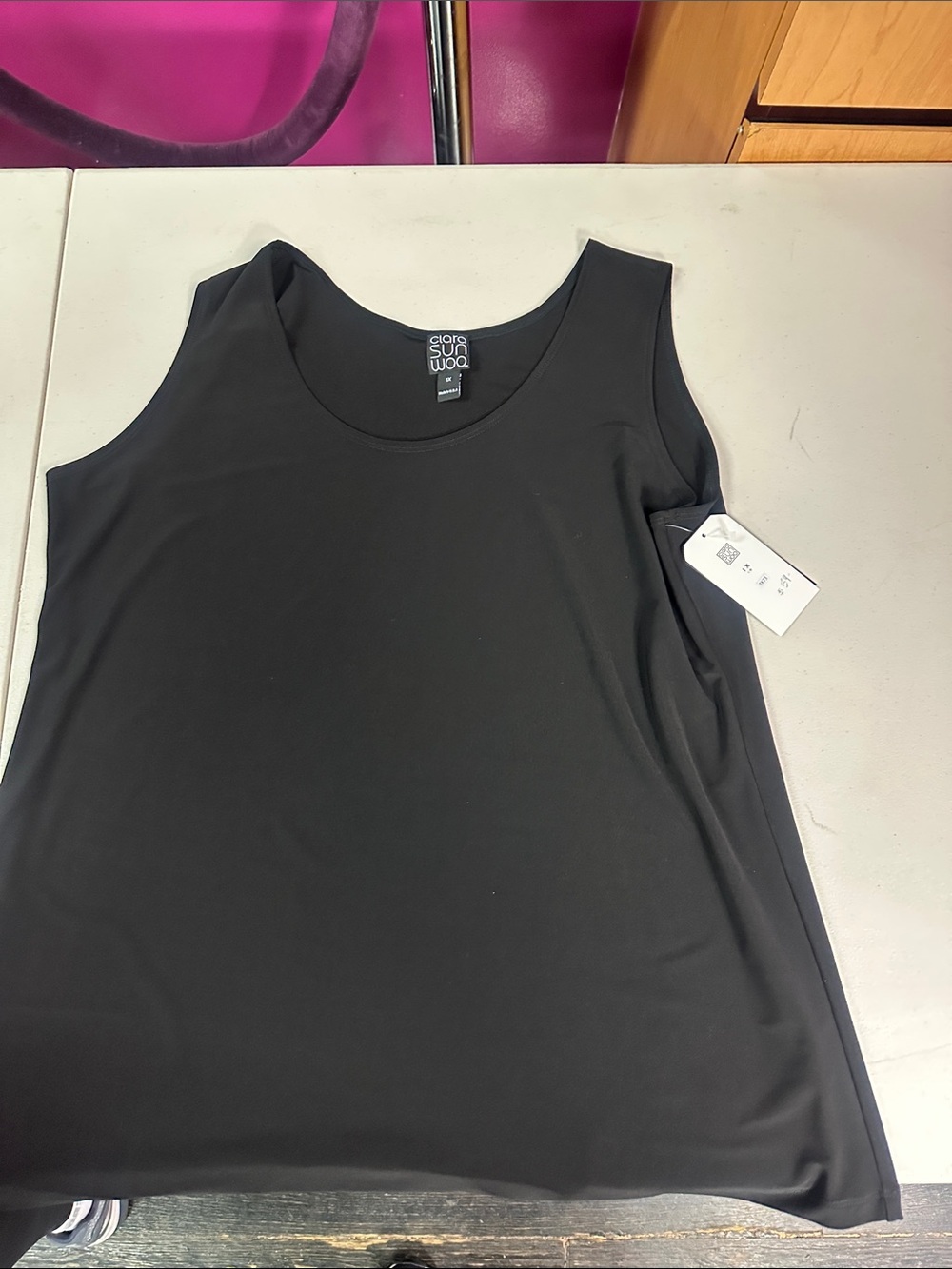 Women's Black Sleeveless Shell Tank Top NWT 1XL